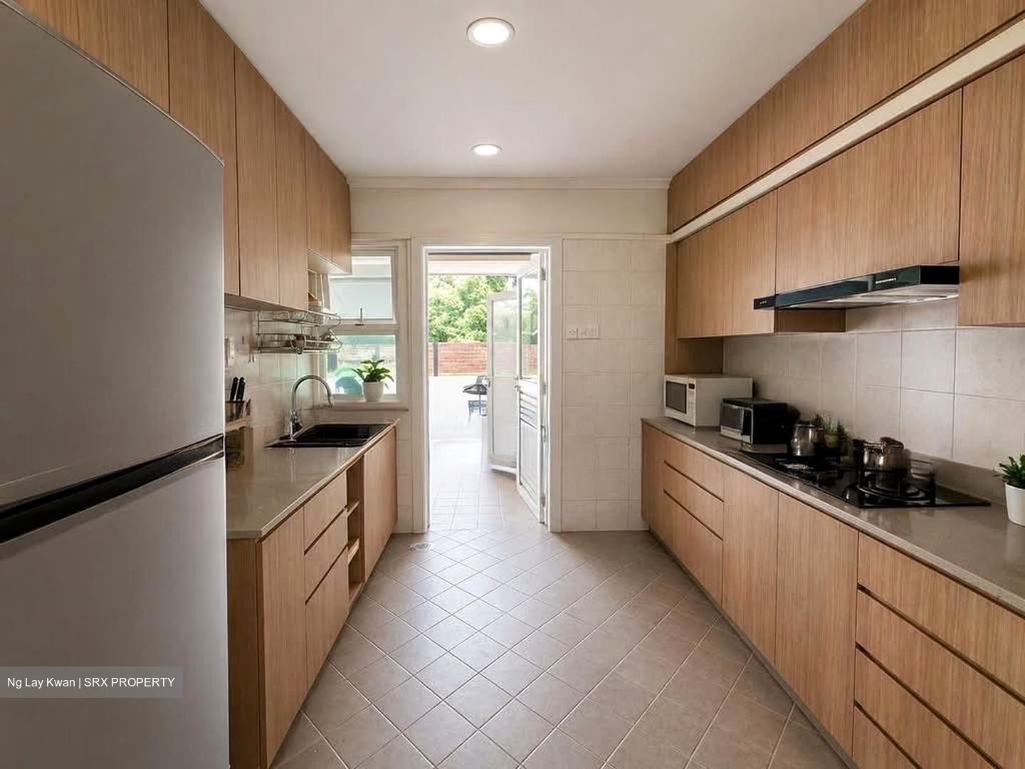 Springside Avenue (D26), Terrace #553605441